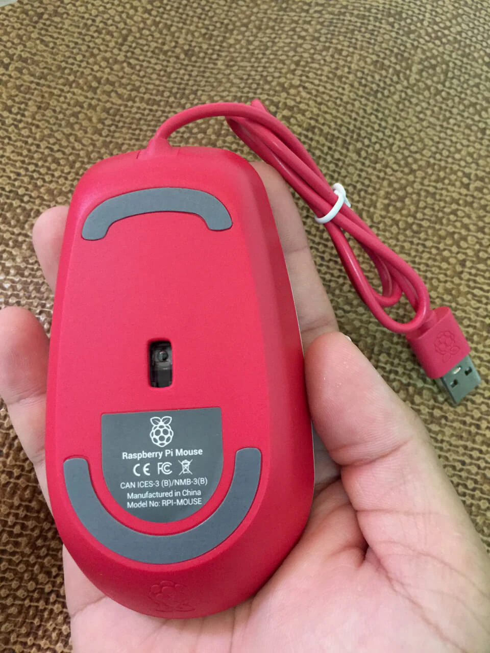 Raspberry Pi 4 Desktop Kit mouse