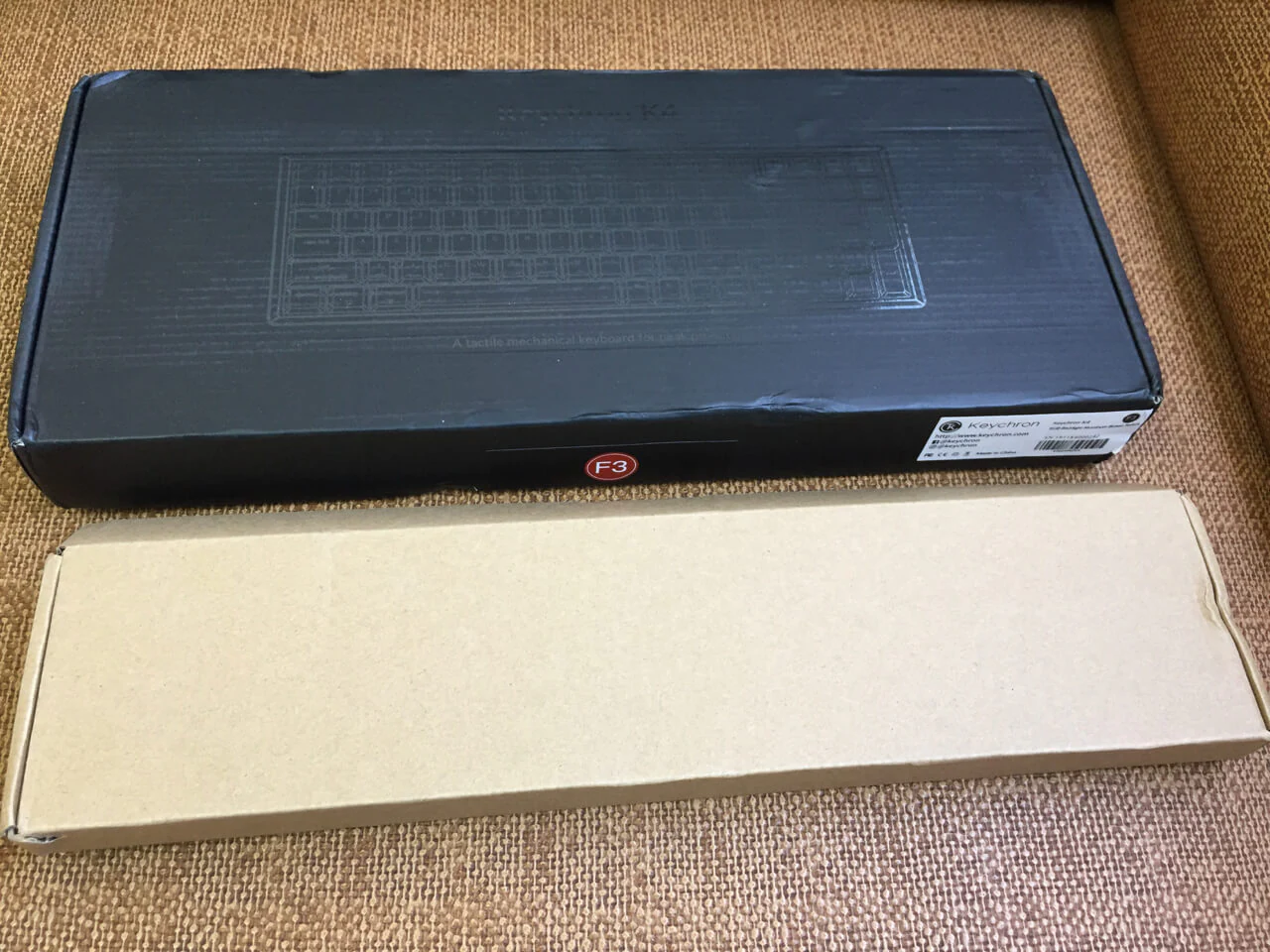 boxes of Keychron K4 and palm rest